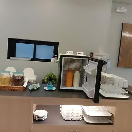 Sans Hotel Ratchaburi Экстерьер фото