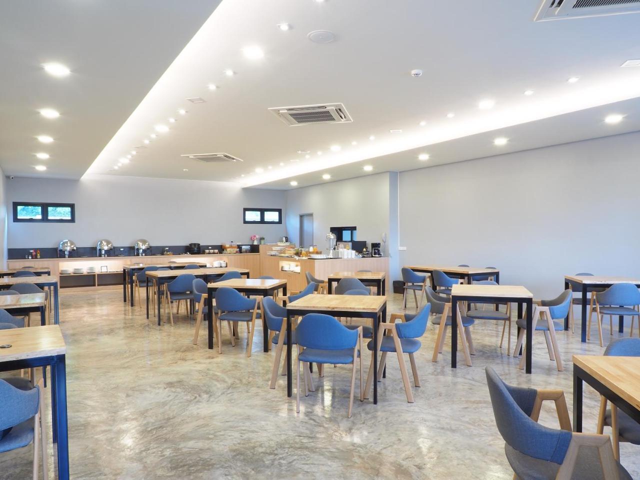 Sans Hotel Ratchaburi Экстерьер фото